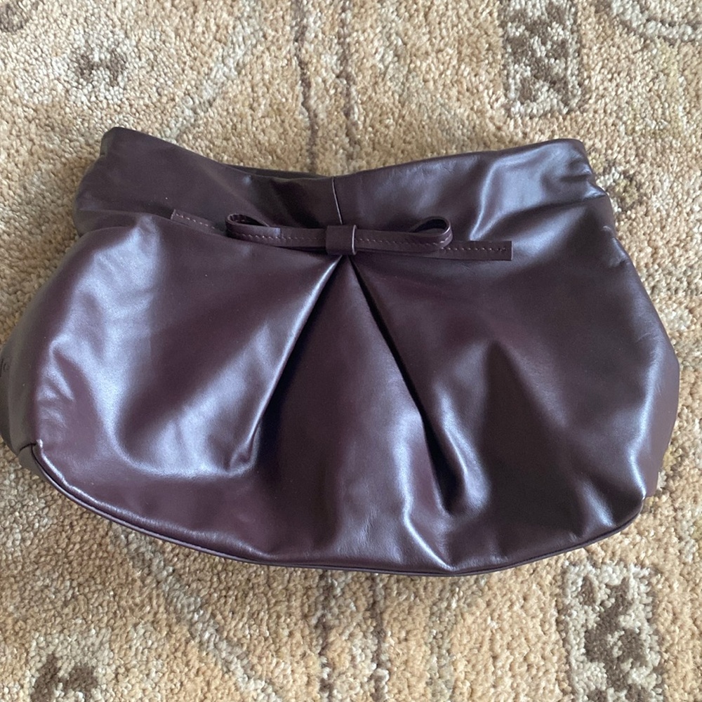 Reformation Clutch
